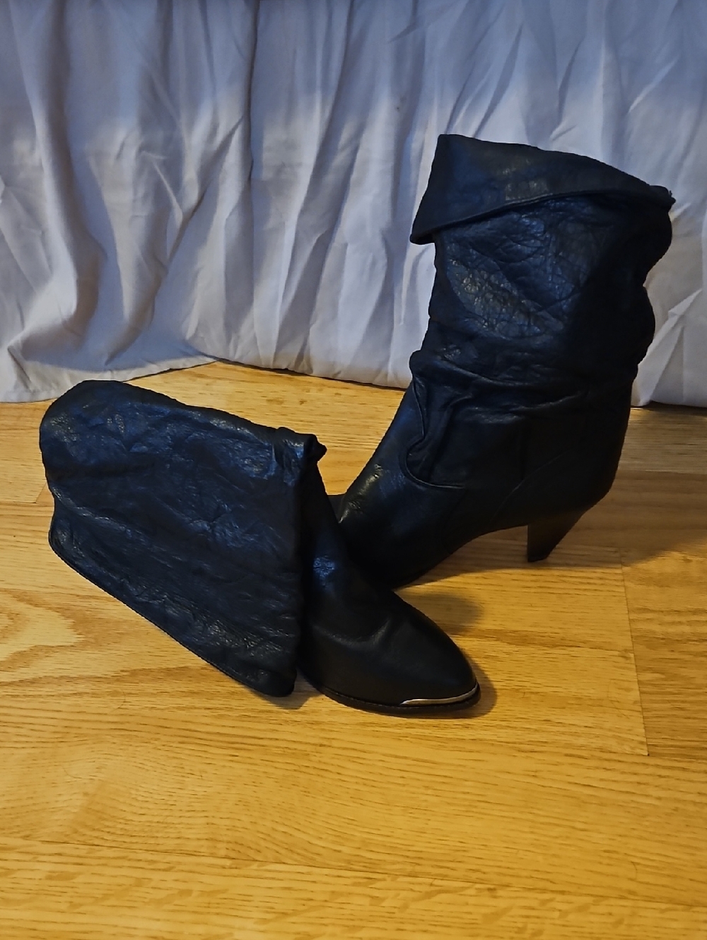 Zodiac Black Slouchy Mid-Heel Ankle Boots